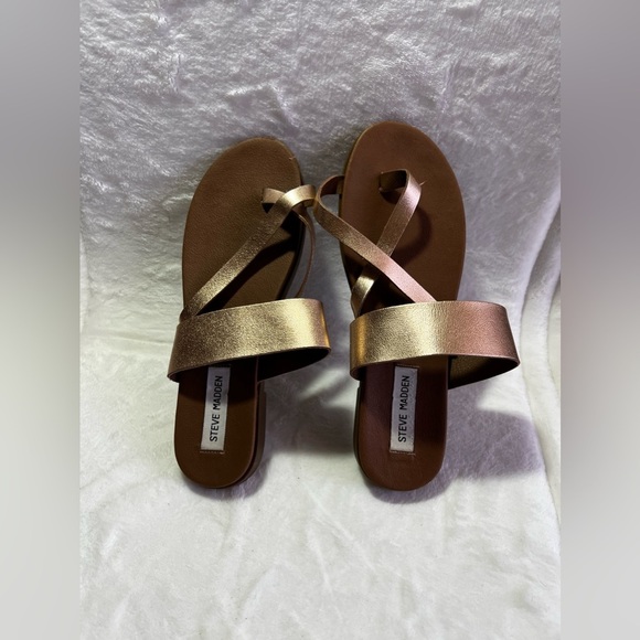 Steve Madden Athens rose gold sandals size 8.5  Athens Strappy Flat Faux Leather - Picture 6 of 16
